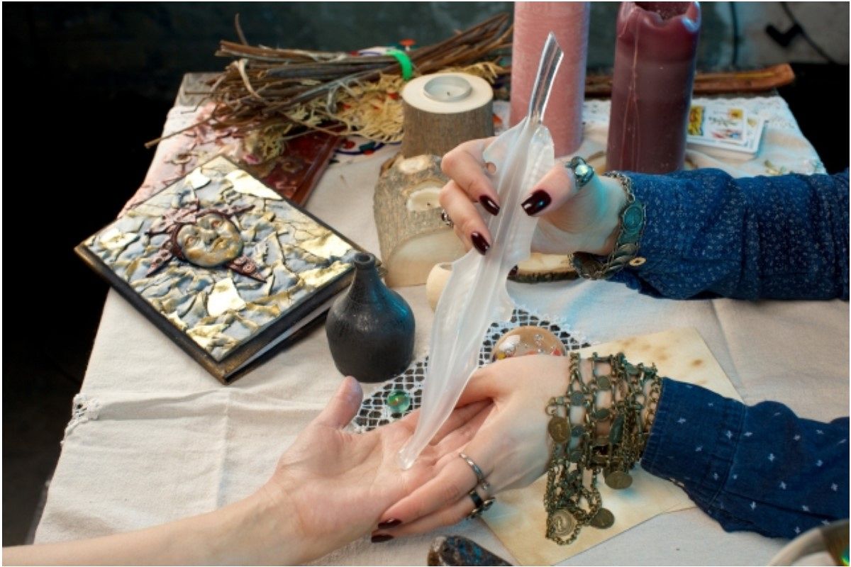 占い師の夢は何を暗示している?