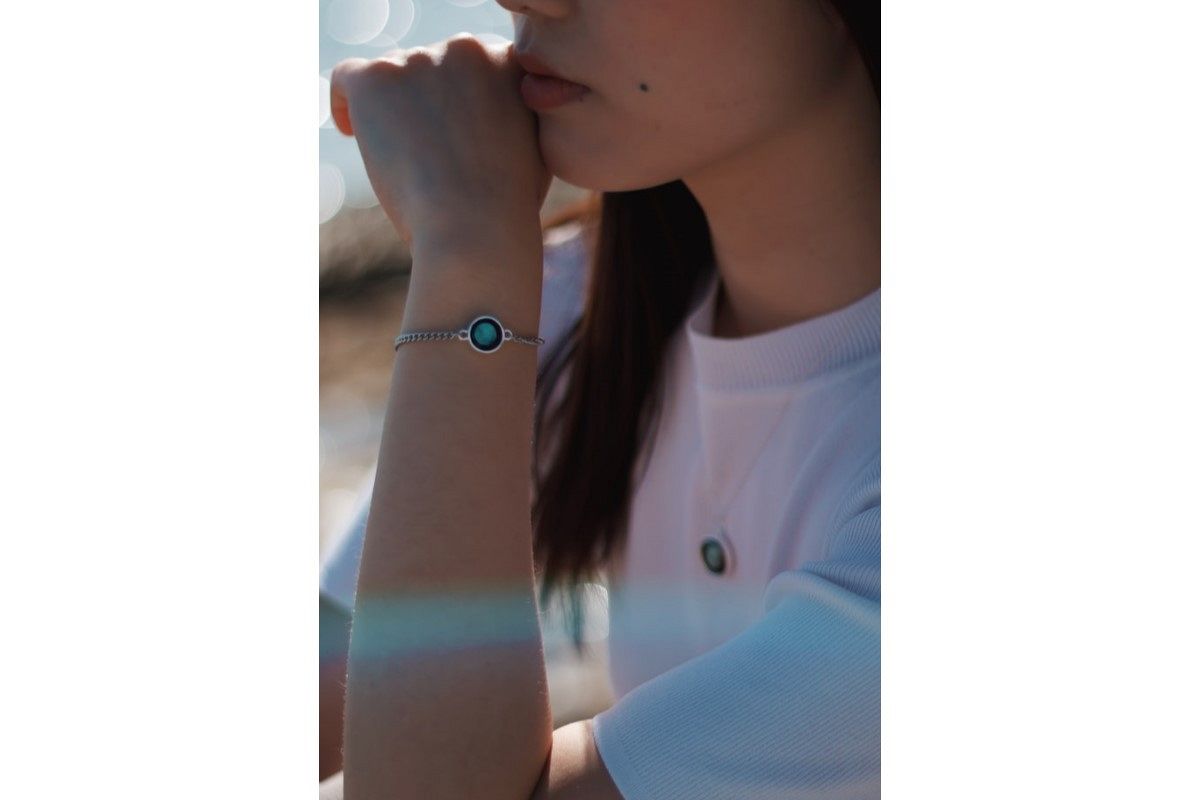 ブレスレットの夢は何を暗示している?