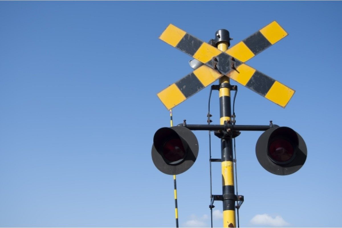 踏切の夢は何を暗示している?