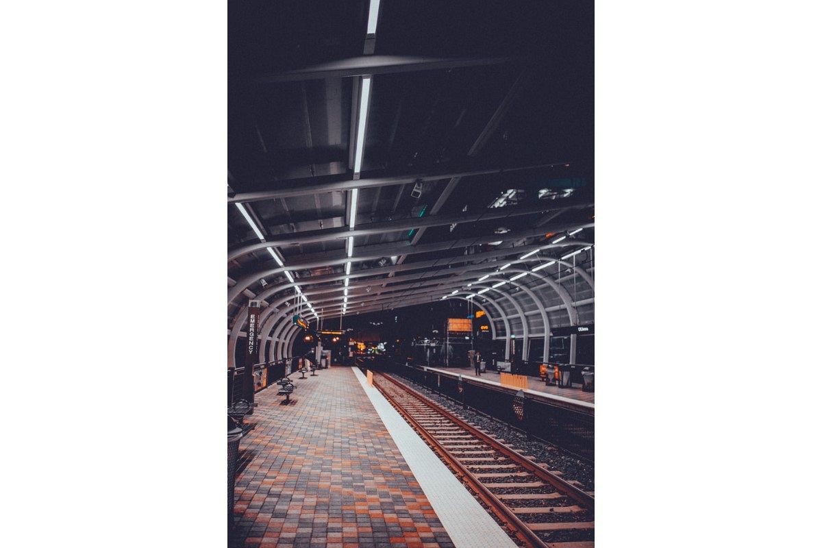 プラットホームの夢は何を暗示している?