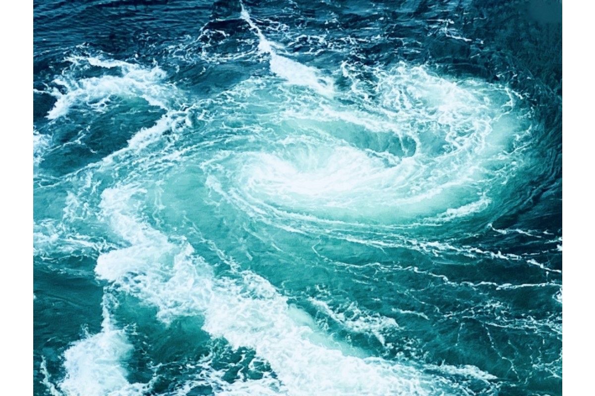 渦潮の夢は何を意味している? | 夢占術完全解説