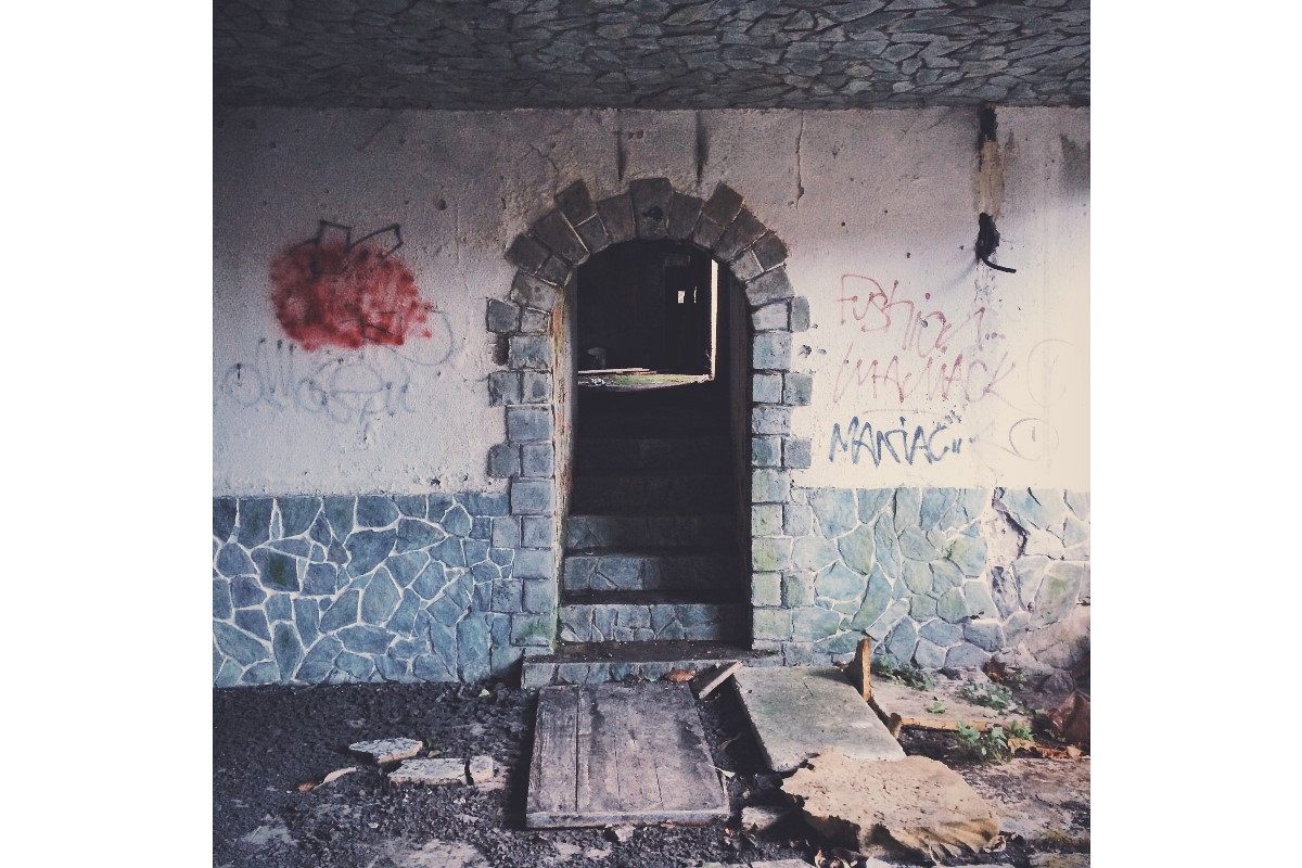 廃墟の夢は何を暗示している?