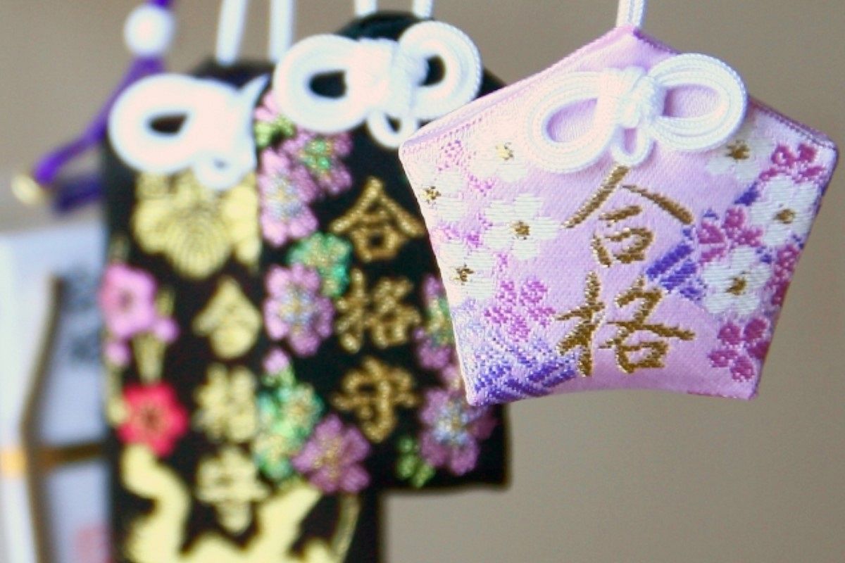 お守りの夢は何を暗示している?