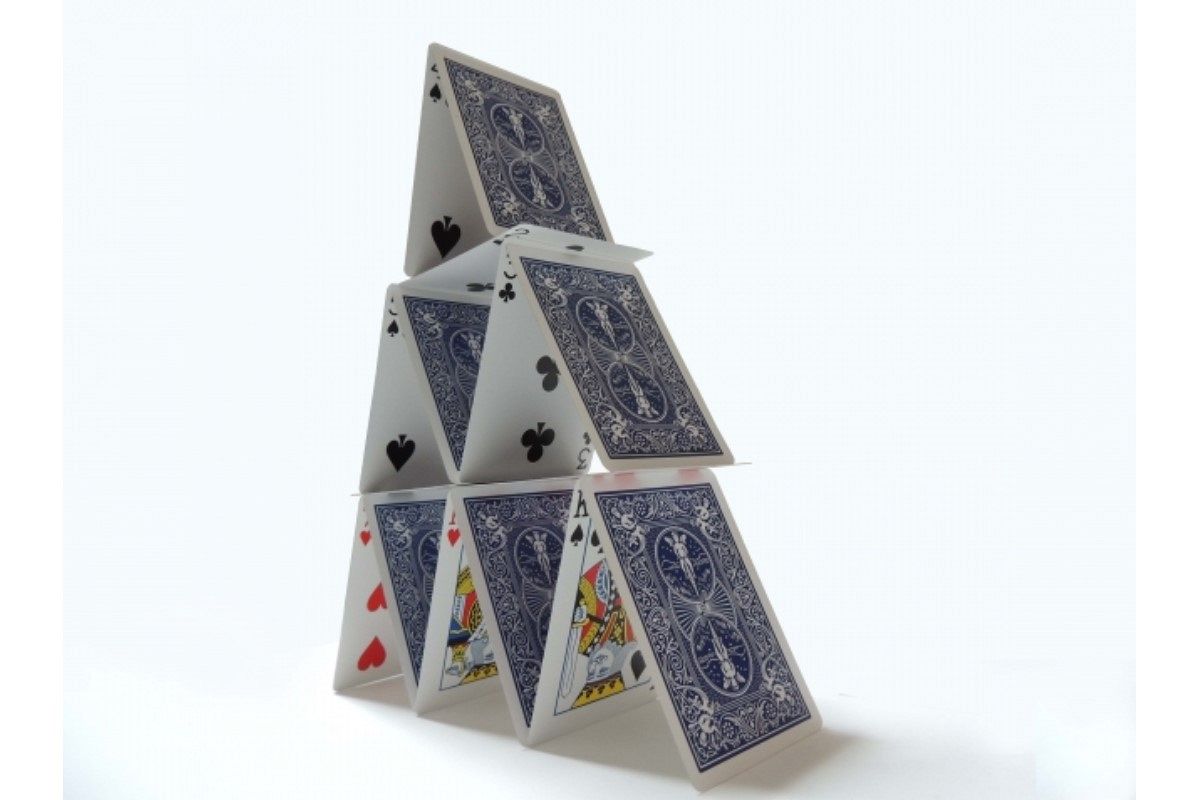 トランプタワーの夢は何を暗示している?