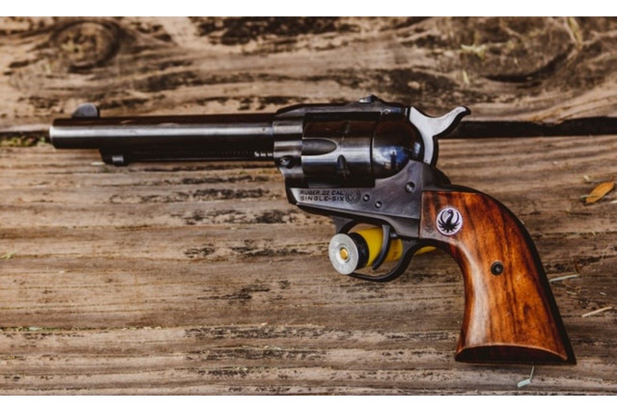 銃(鉄砲、ピストル)の夢は何を意味している?