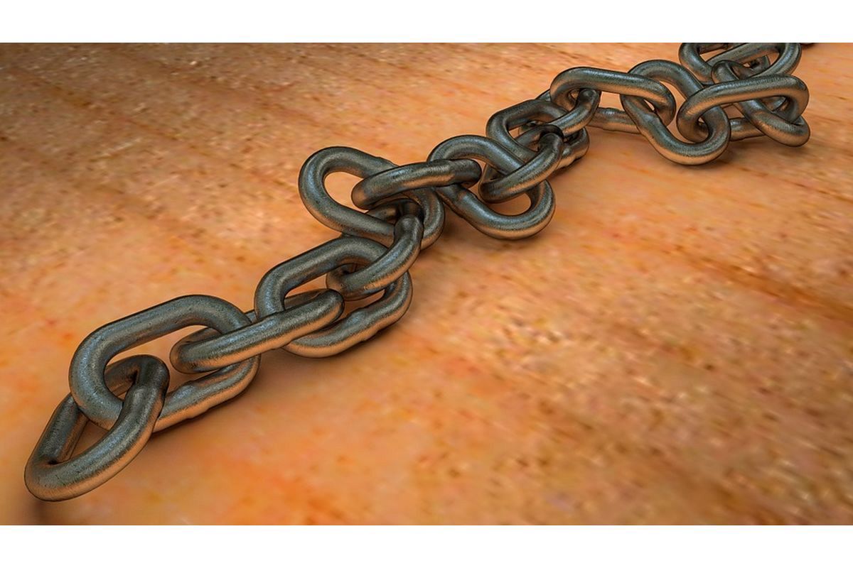 金縛りの夢は何を暗示している?