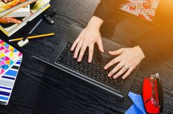 オフェリア・麗の星座+血液型占い│太陽星座が蟹座~第10ハウスが牡羊座~