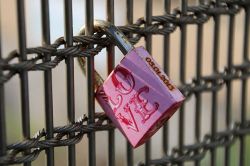 片思い占い│「このままずっと友だち?」◆あなたとあの人の関係が進まない本当の理由