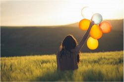 片思い占い│好きな人の心理を知りたい《曖昧な態度の理由》このままの関係で満足?