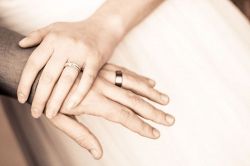 不倫占い│出会うのが遅かった…【もし、先に出会っていたら】2人は結婚していた?