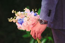 結婚占い(婚活占い)│結婚の話が「気まずい」のはなぜ?あの人の本心と、二人の未来