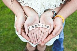 片思い占い│《2人を結ぶご縁》あなたがあの人を「特別な人」だと感じる理由