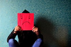 恋愛占い│いつでもクールなあの人◆やっぱり無関心? あの人の態度に隠された本心