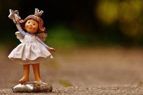 占いコラム│占い師になって食べていける確率○○%!?