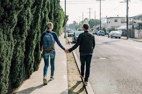 恋愛テク│気になる男性と距離を詰めたいなら、女から男を晩ご飯に誘うべし!