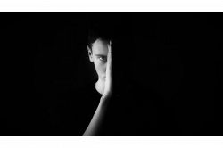 不倫占い│『家庭があるのに。本当は誰でもいい?』なぜあの人はあなたと関係をもった?