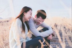 恋愛占い│なかなか近づかない2人の距離◆一緒にいるときに、あの人が考えていること