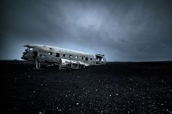 夢占い・夢診断│飛行機事故の夢は何を暗示している?