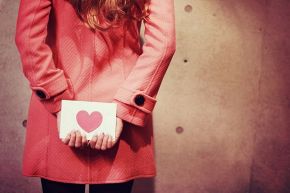恋愛│「積極的に待つ」とは?片想いがなかなか進展しない時の対処法と心の持ち方のヒント