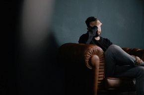 占いコラム│魚座特別鑑定!派遣で人生が不安…未来のある職業はいつかできる?