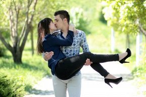 占いコラム│天秤座さん専用!抑えきれない思い…恋が動き出すきっかけは?