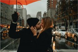 恋愛占い│《一人きりの切ない時》人肌恋しい夜にあの人が「会いたい」と思うのは?