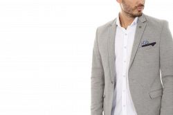 恋愛占い│今あなたのことを好きな人はどこにいる? あなたとはどういう関係性?