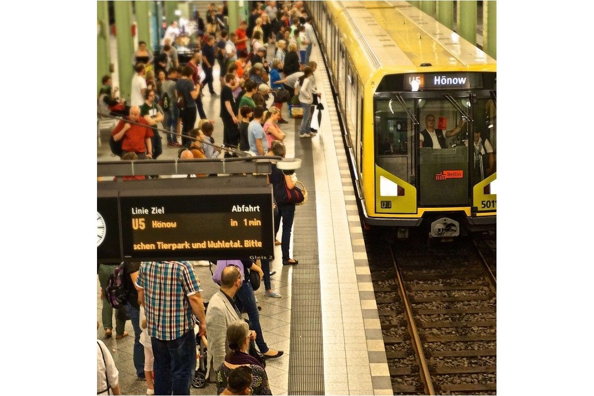 満員電車の夢は何を暗示している？