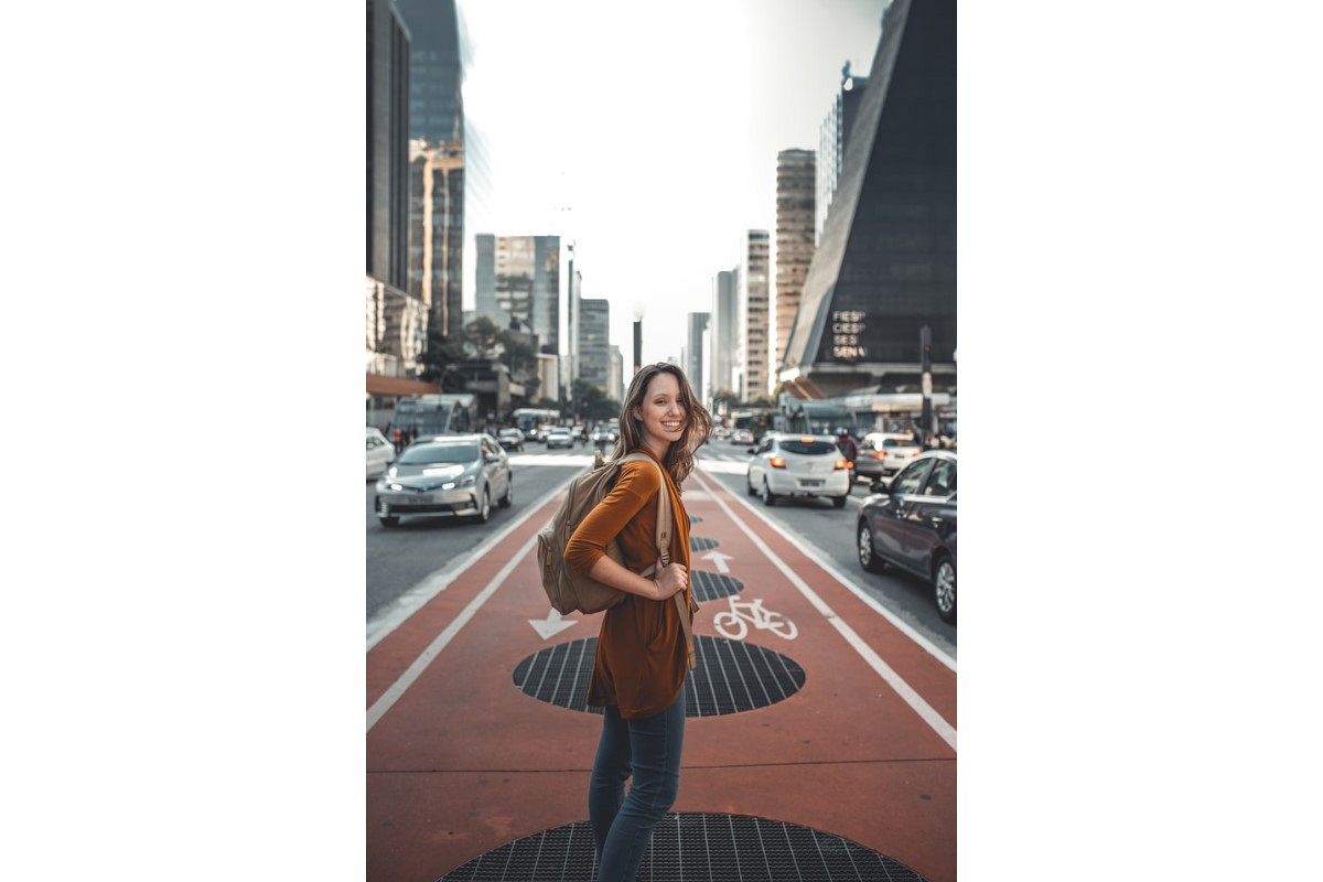 笑いかけられる夢は何を暗示している？