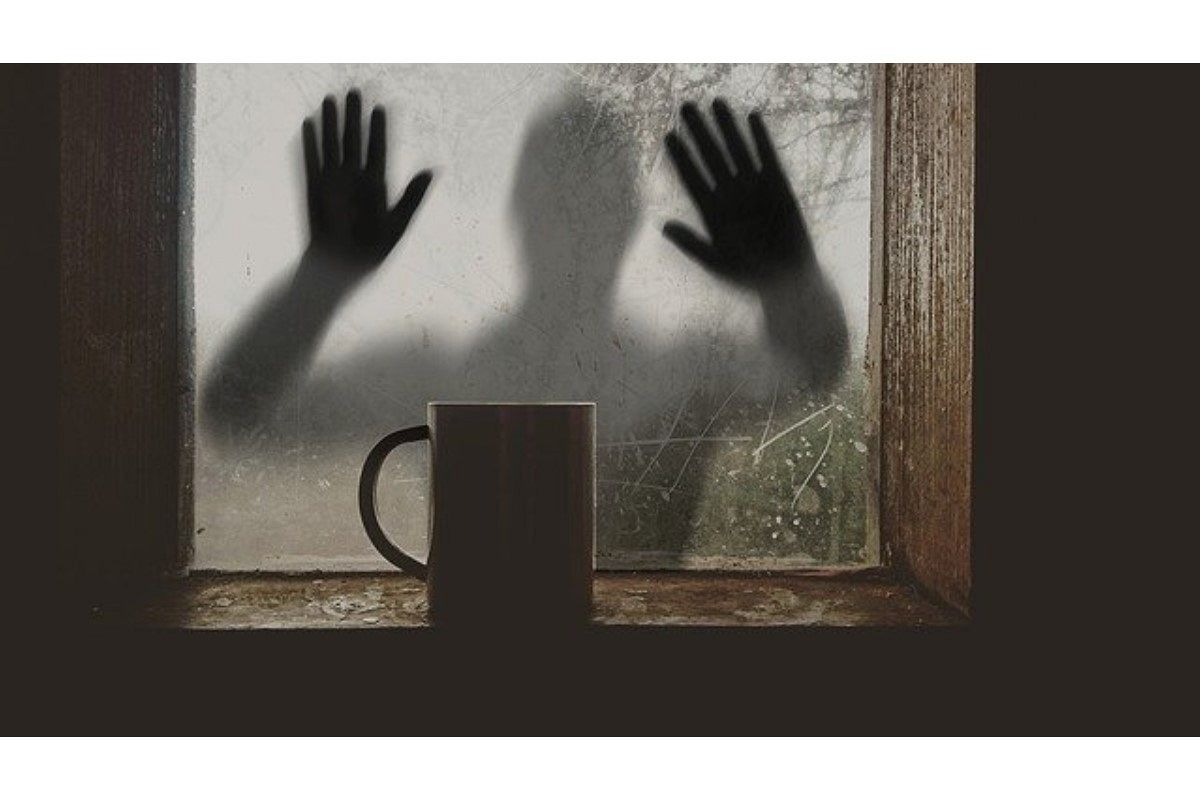 脅迫される夢は何を暗示している？