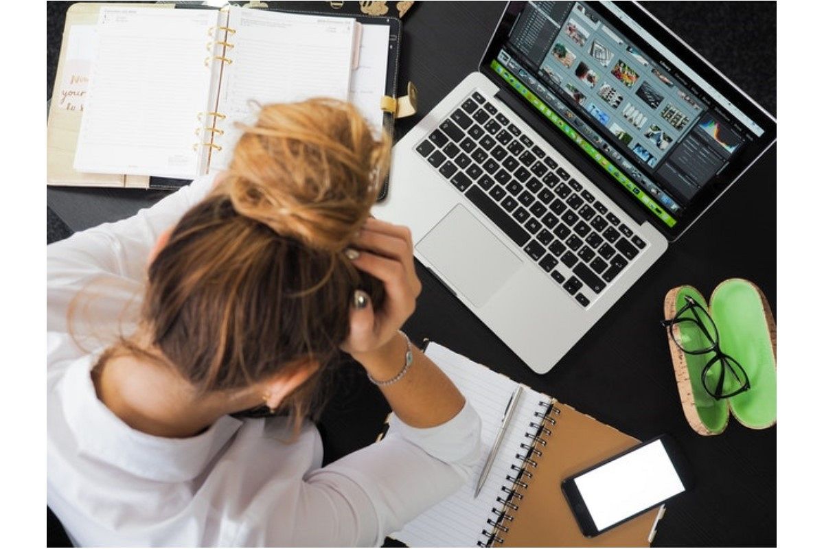 仕事でのあなたの未来は…　我慢し続ければつぶされます。声を上げて！