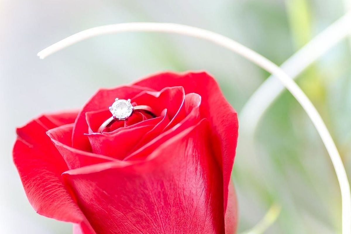 結婚の話が「気まずい」のはなぜ？あの人の本心と、二人の未来