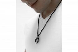 夢占い・夢診断│ペンダントの夢は何を暗示している？