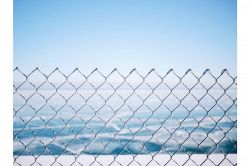 夢占い・夢診断│フェンスの夢は何を暗示している？