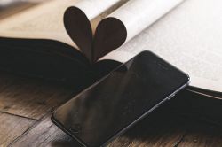 恋愛占い│《彼の心を占めているのは誰？》今、彼の中で気になっている特別な異性