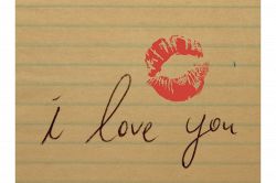 夢占い・夢診断│口紅の夢は何を暗示している？