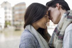 片思い占い│【年下のあの人】あの人の中では「年齢差のある恋」はアリ？ ナシ？