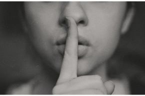 不倫占い│とまどい不倫占▲配偶者がいるのに…。この恋路、踏み出したらどうなる？