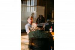 夢占い・夢診断│交渉の夢は何を暗示している？ | 夢占術完全解説