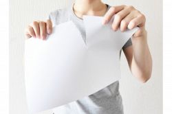 夢占い・夢診断│破る夢は何を暗示している？