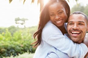 占いコラム│【運命数4の光】あなただけに優しく接してくるあの人。どんな関係を望む？