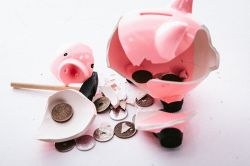 夢占い・夢診断│借金の夢は何を暗示している？