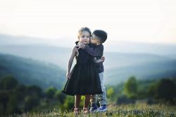 片思い占い│友愛？ 恋愛？ あの人はあなたに向けてどのような感情を抱いている？