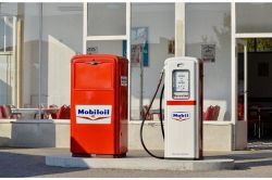 夢占い・夢診断│給油の夢は何を暗示している？