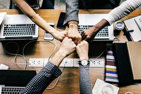 占いコラム│運命数9と共に…【その日をズバリ!!】あなたが仕事で成功する時期・注意すべき時期－完全予言