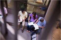 夢占い・夢診断│クラスメイトの夢は何を暗示している？