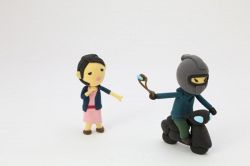 夢占い・夢診断│ひったくりの夢は何を暗示している？ | 夢占術完全解説