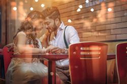 恋愛占い│もしも……あの人と恋人になれたら、「結婚」まで辿り着く可能性はある？
