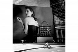 夢占い・夢診断│ポスターの夢は何を暗示している？