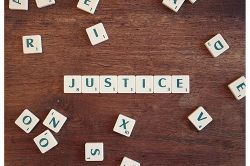 夢占い・夢診断│法律の夢は何を暗示している？